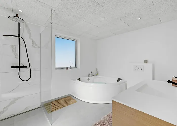 Awesome In Harboore With Kitchen * Harboør